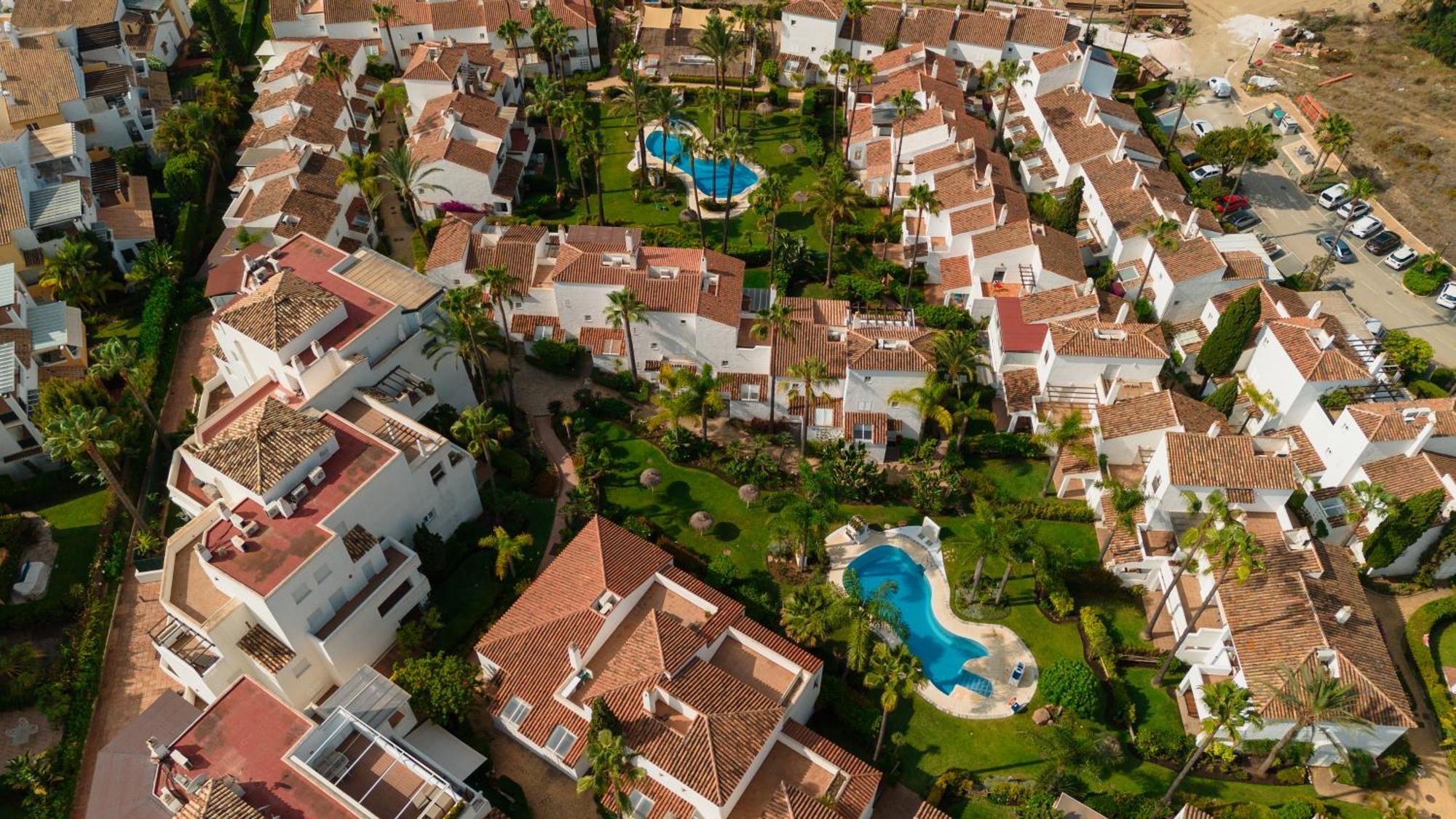 In First Line Complex In Urbanization Pueblo Mediterraneo, * Marbella