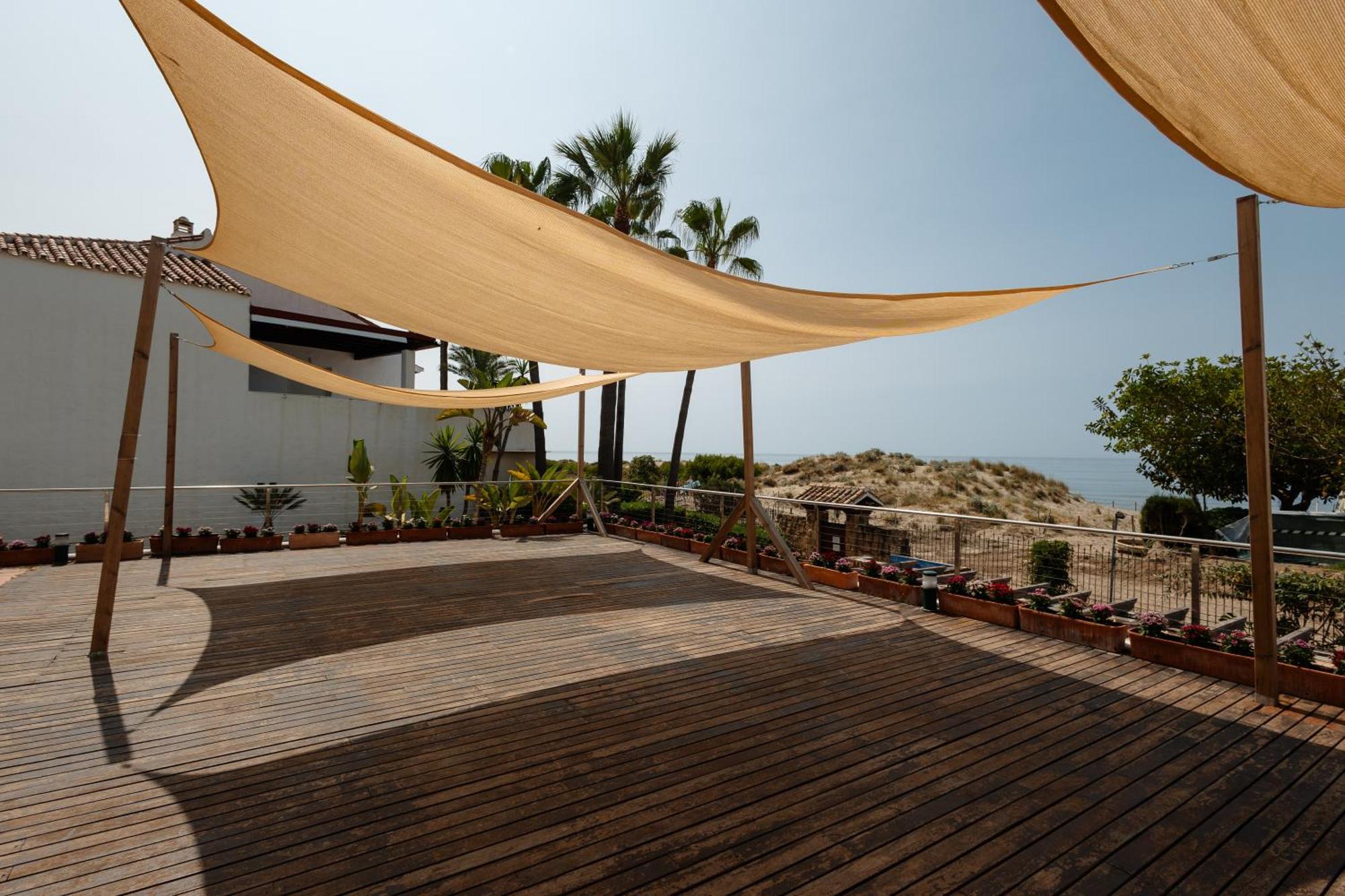 In First Line Complex In Urbanization Pueblo Mediterraneo, Apartemen