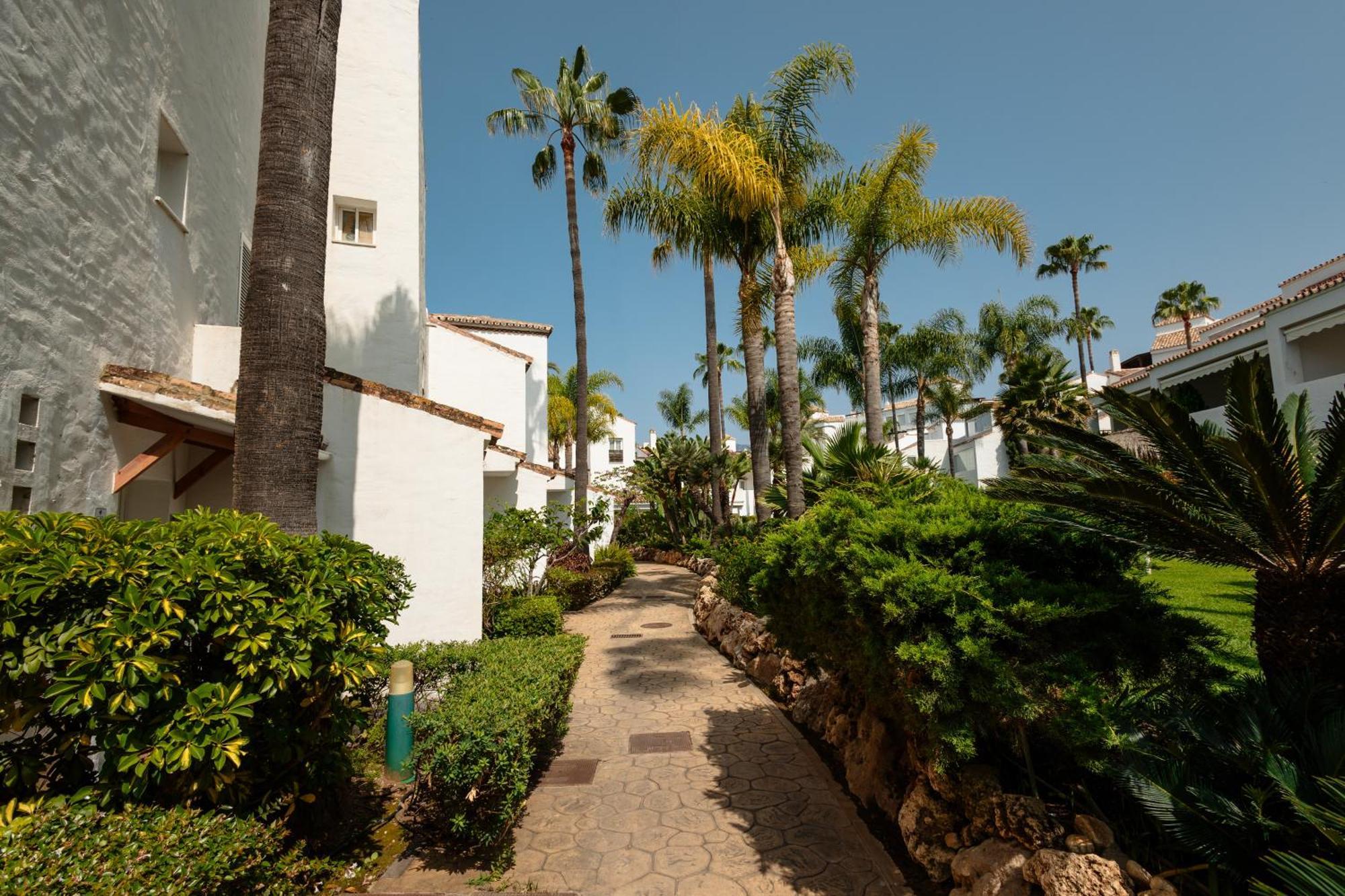 Apartemen In First Line Complex In Urbanization Pueblo Mediterraneo,
