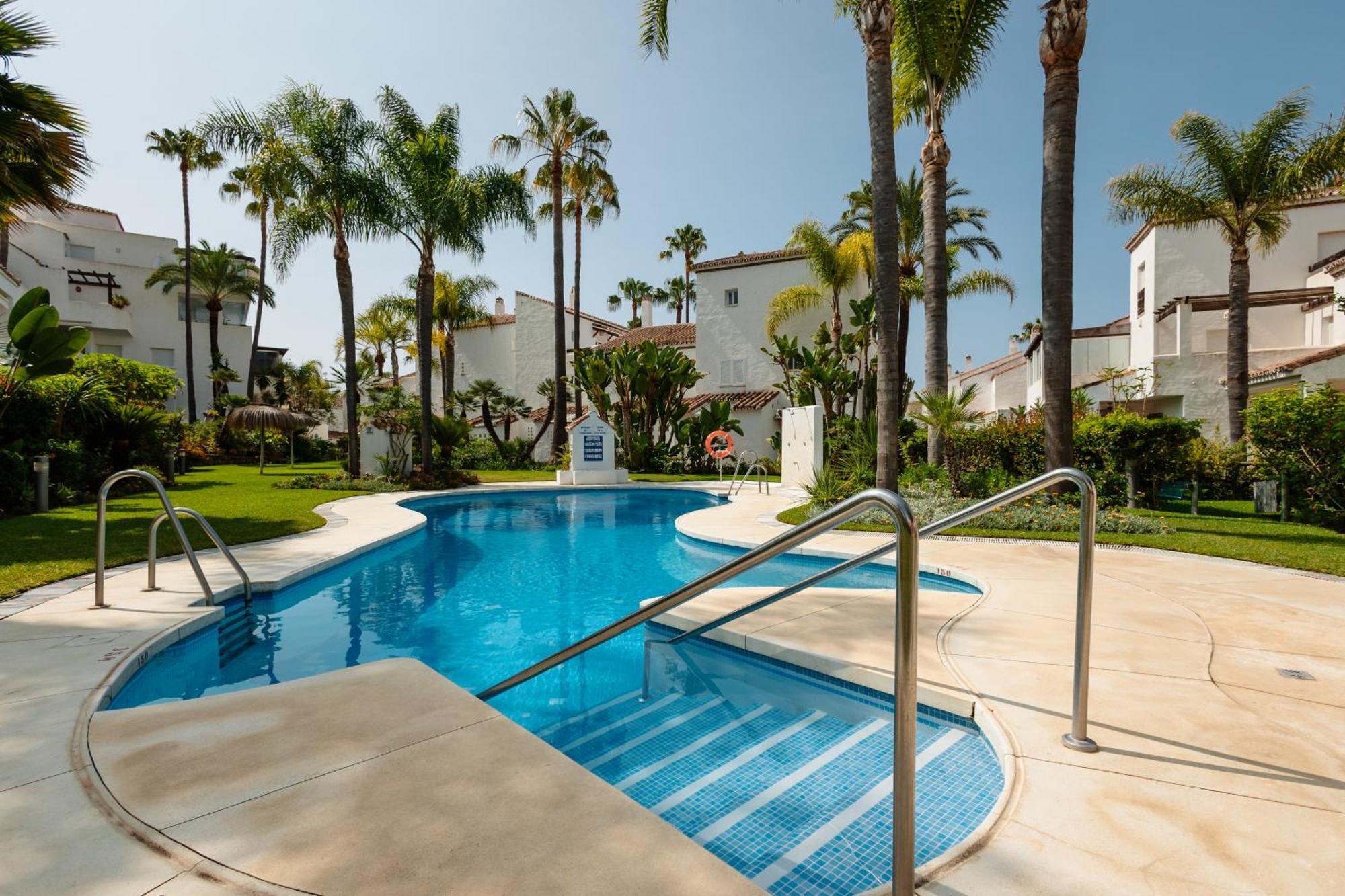 In First Line Complex In Urbanization Pueblo Mediterraneo, * Marbella